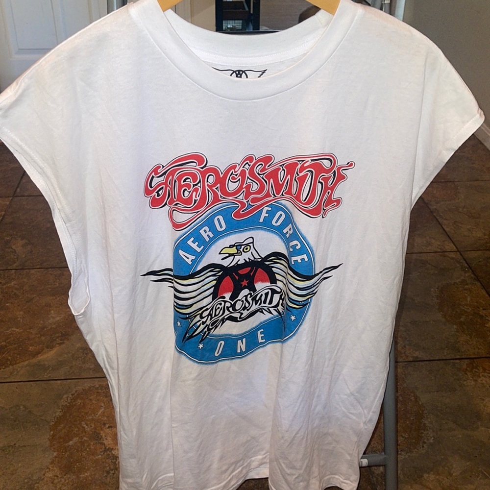 Aerosmith‎ band T ~ cap sleeve white T-shirt